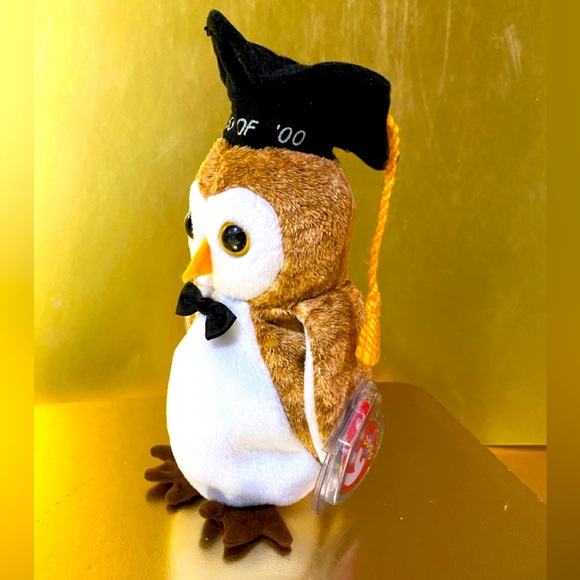 TY BEANIE BABIES WISEST OWL CLASS OF 2000 PLUSH NWT D.O.B. Jun 6, 2000 - Picture 1 of 11